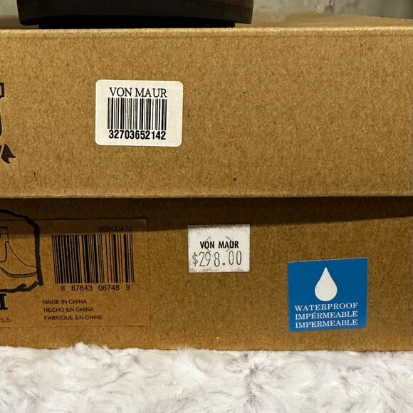 NWT Trask Suede and Leather Ankle Boots - Size 7.5 - Picture 9 of 10